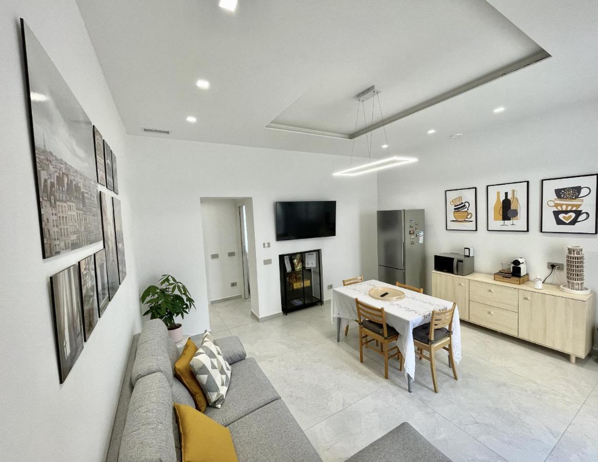 Varese Apartment מראה חיצוני תמונה