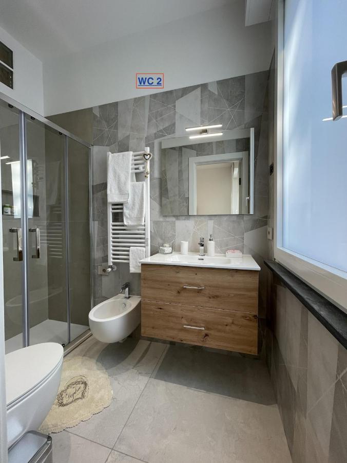 Varese Apartment מראה חיצוני תמונה