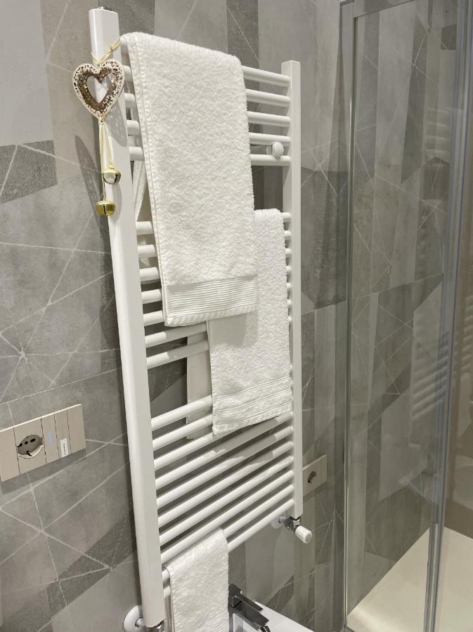 Varese Apartment מראה חיצוני תמונה